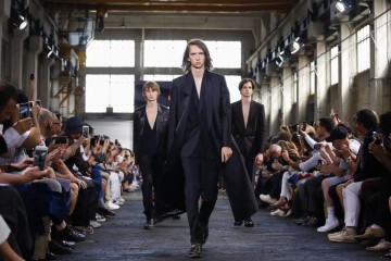 Maison Margiela Fashion Show, Menswear Collection Spring Summer 2016 in Milan